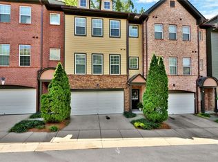 1445 Ashford Creek Cir, Atlanta, GA 30319