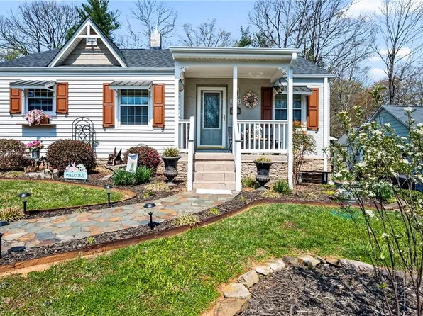 2763 Maplewood Ave, Winston Salem, NC 27103