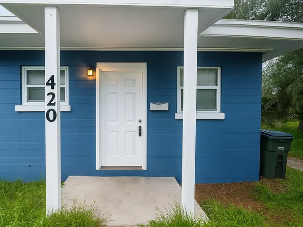 420 Henry Butts Dr, Daytona Beach, FL 32114