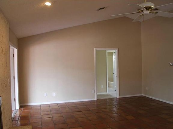 5th image of 7434 N Leewynn Dr