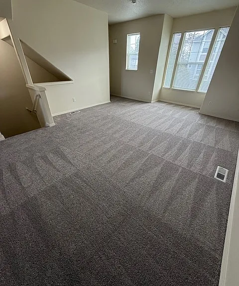 3921 SW 182nd Pl — Photo 9
