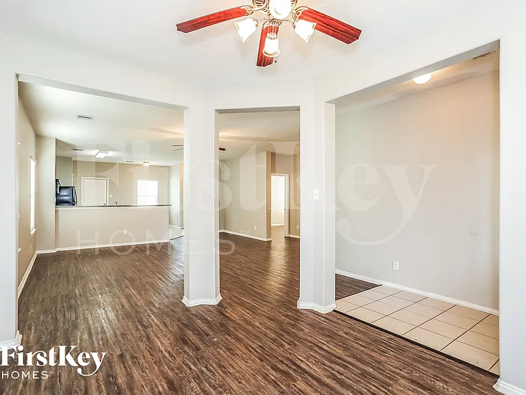 7006 Orchid St — Photo 4