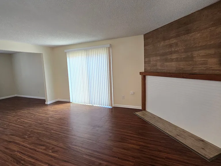 Whitman Park Apartments — Photo 14