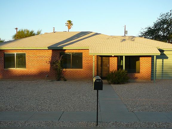 New front landscaping 