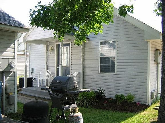 5th image of 2406 Arctic Ave