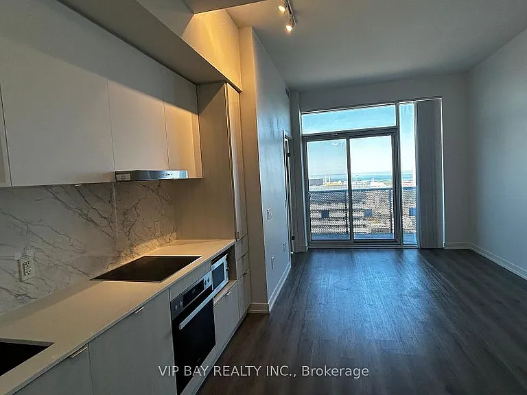 138 Downes St #5905 — Photo 33