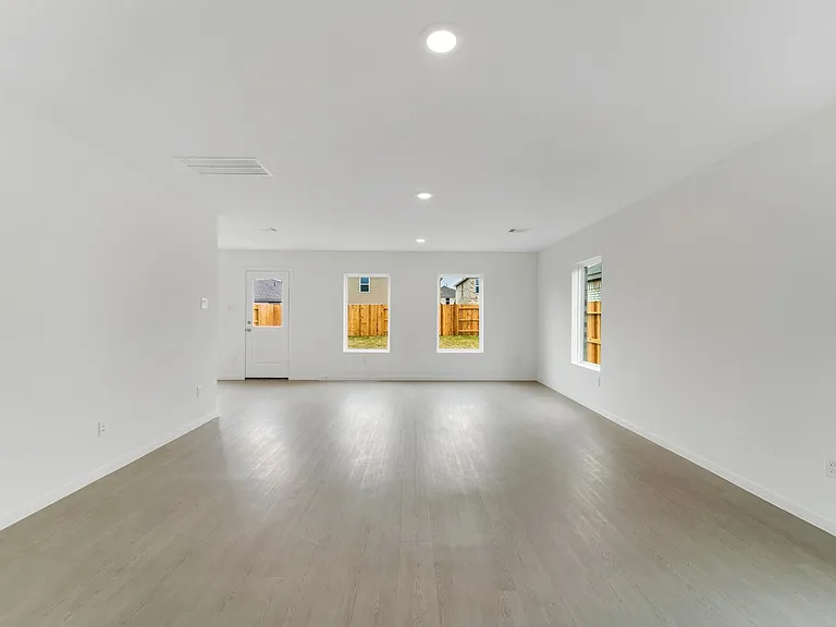 6319 Marigold Blaze Dr — Photo 3