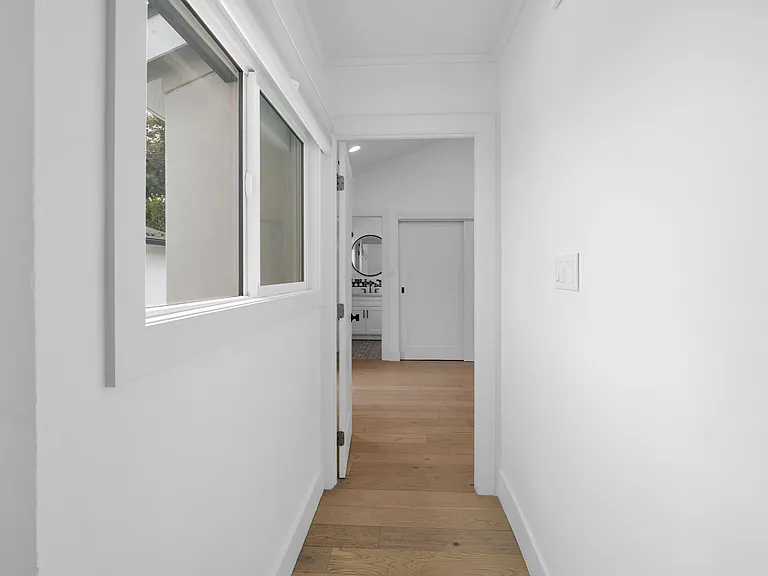 6647 W 82nd St — Photo 29