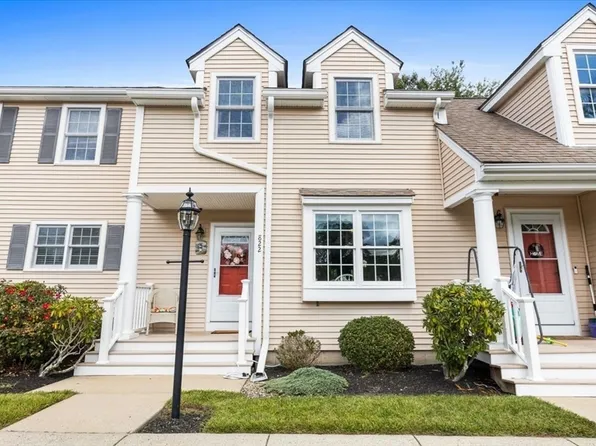 822 Thayer St Unit 822, Abington, MA 02351