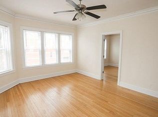 5202 N Leavitt St #1MB, Chicago, IL 60625
