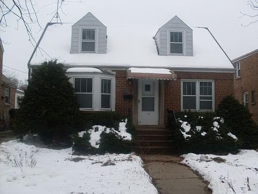 1st image of 174 W Hillcrest Ave