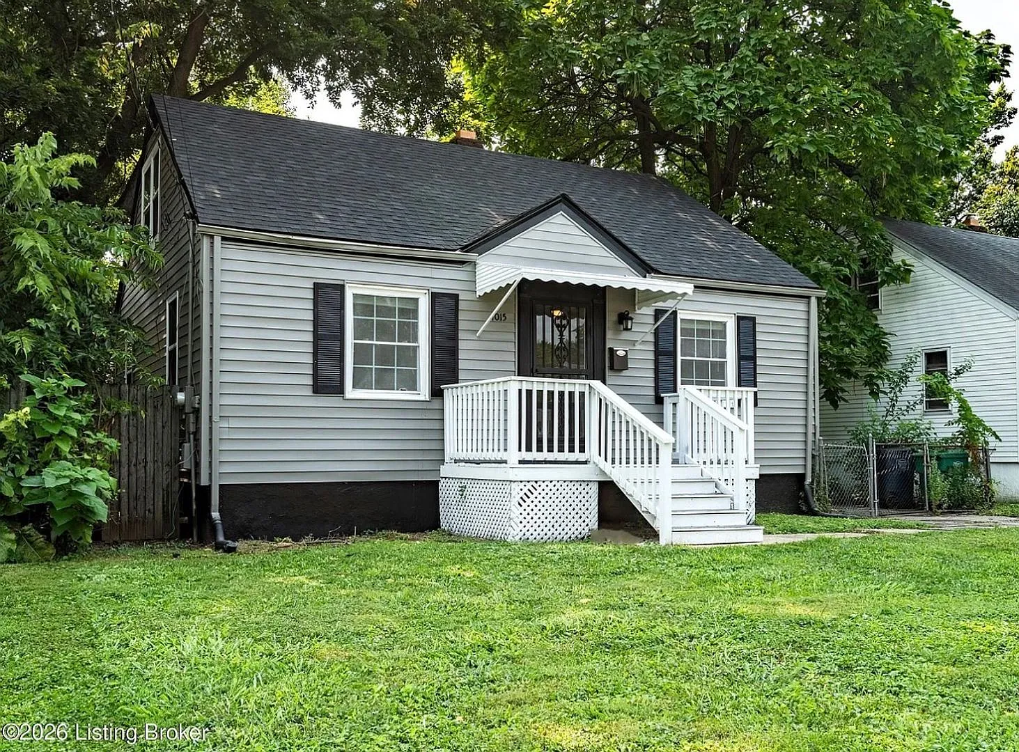 Doll House! Newly remodeled 3 BR, 1 BA home with partially finished basement! 4015 Valley View Dr... — Photo 1
