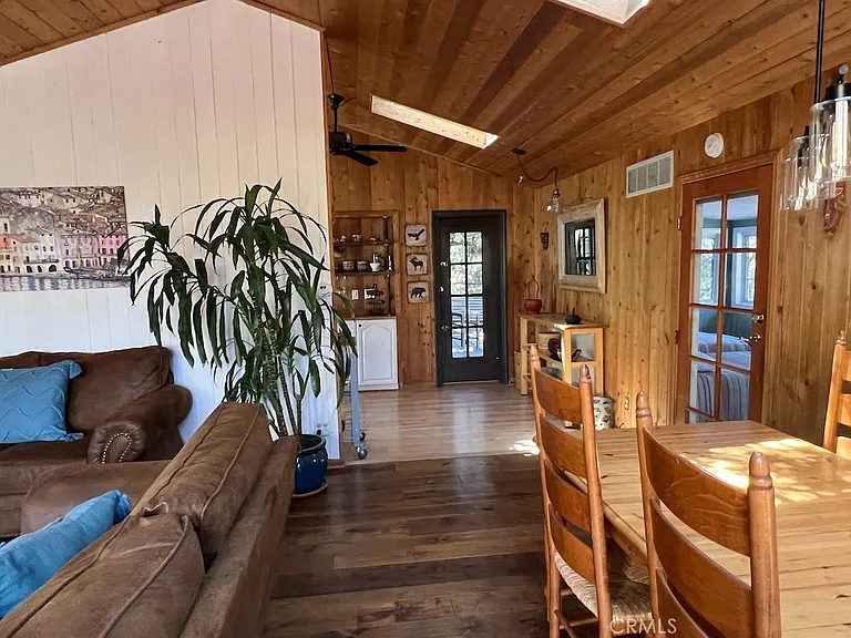 456 S Skyline Dr — Photo 28