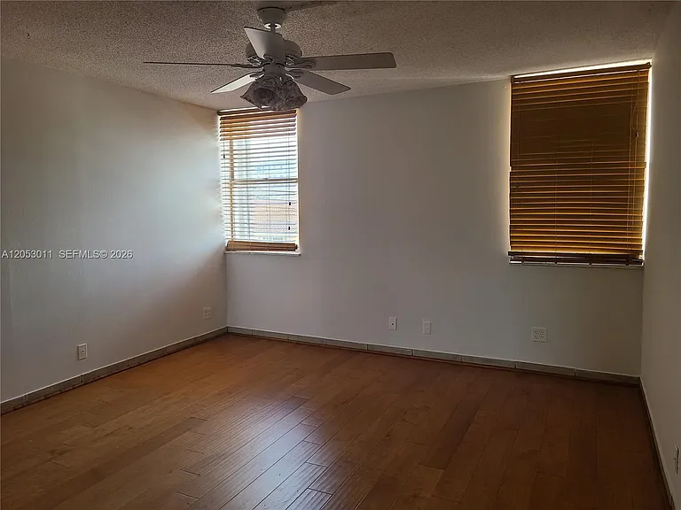 2881 NE 33rd Ct #3H — Photo 9