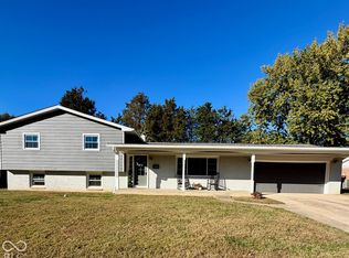 1404 Dallas Dr, Plainfield, IN 46168