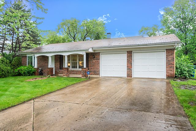 1st image of 213 Downing Dr