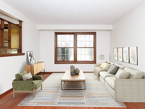 5th image of 105 Hillview Rd