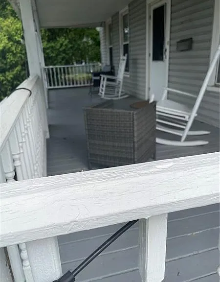 325 S Main St — Photo 3