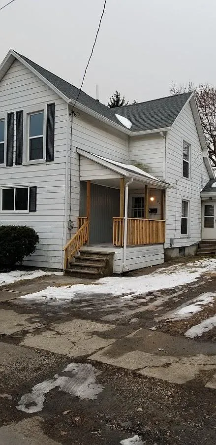 909 Wisner St photo 1