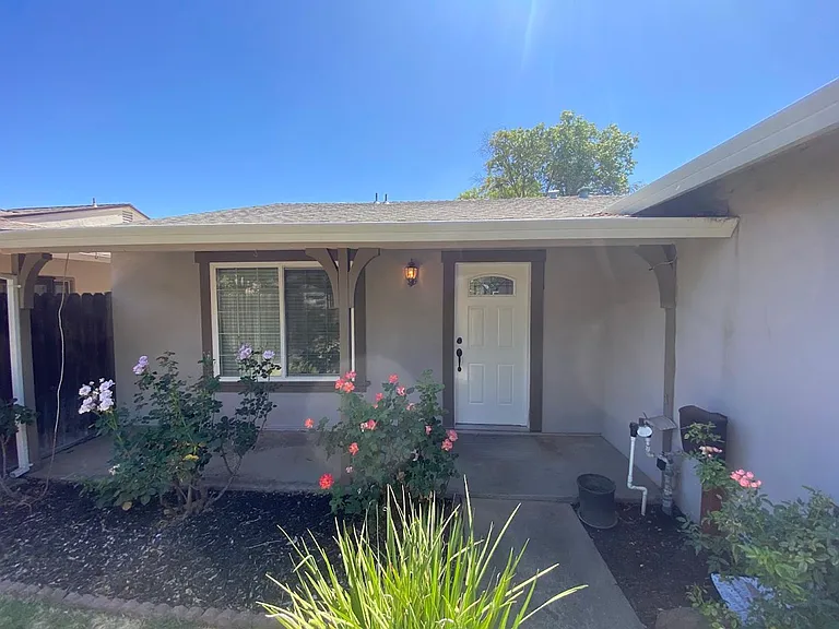 4013 Andedon Cir — Photo 2