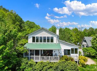 265 Paradox Ln, Hot Springs, NC 28743