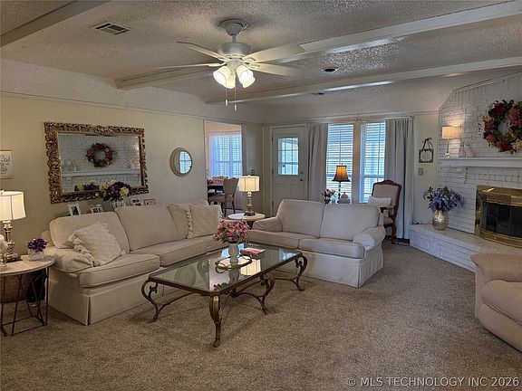 4th image of 433 Keats St