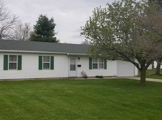 518 Park Meadow Dr, Ligonier, IN