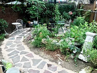 Rented by Warren T Real Estate Corp.