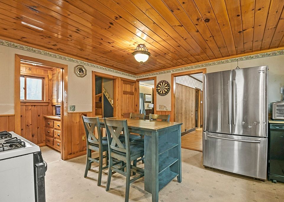 141 Washington St, Groveland, MA 01834 Zillow