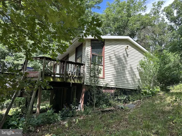 493 Goode Dr, Front Royal, VA 22630