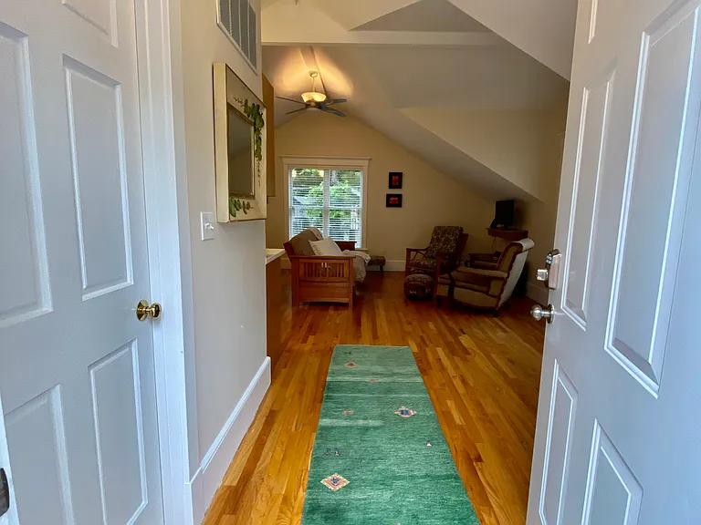 826 Missouri St — Photo 2