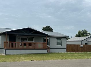 131 Lipan Trl, Weatherford, TX 76087