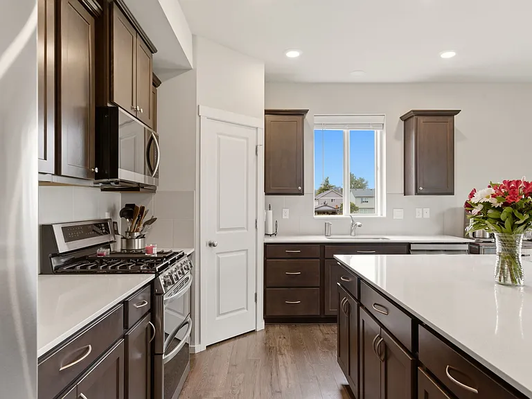 335 Belfair St SW — Photo 9