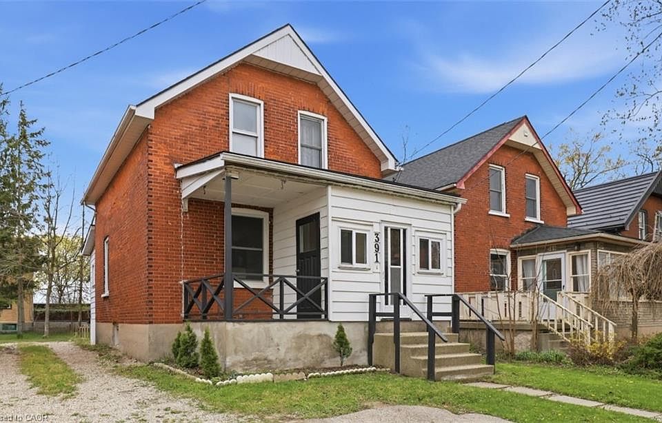 1st image of 391 Douro St