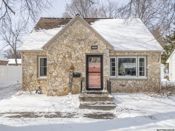 110 S York Ave, Mason City, IA 50401