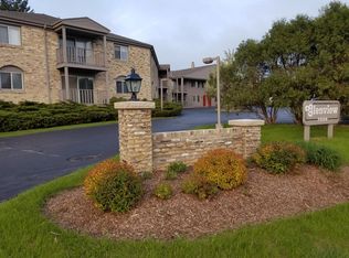 7234 N Green Bay Ave UNIT 213, Glendale, WI 53209