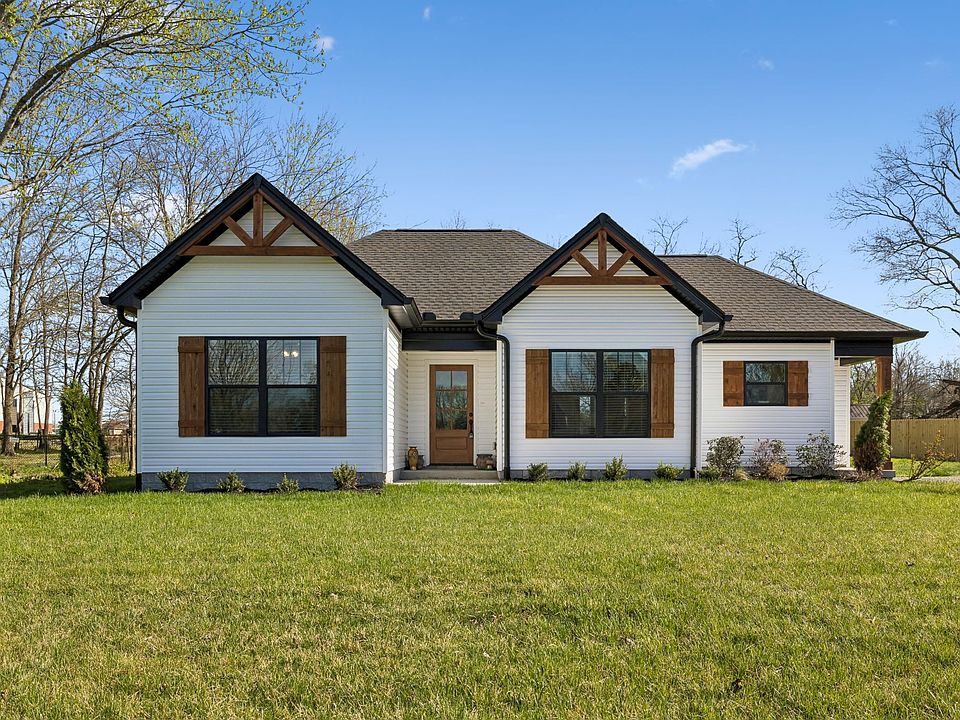 1st image of 3165 Lights Chapel Rd