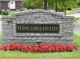 4228 Pleasant Glen Dr, Louisville, KY 40299