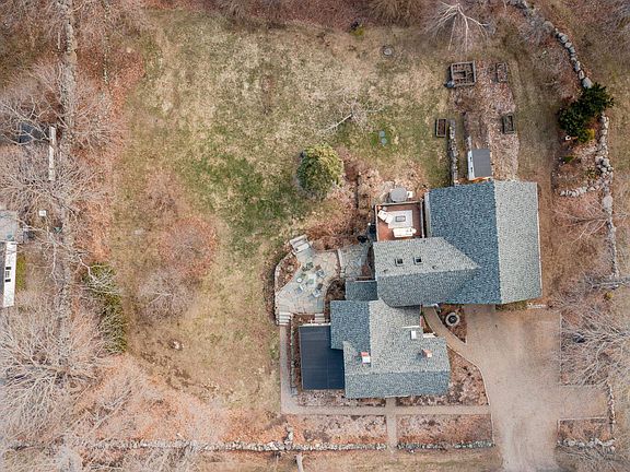 4th image of 124 Washington Road