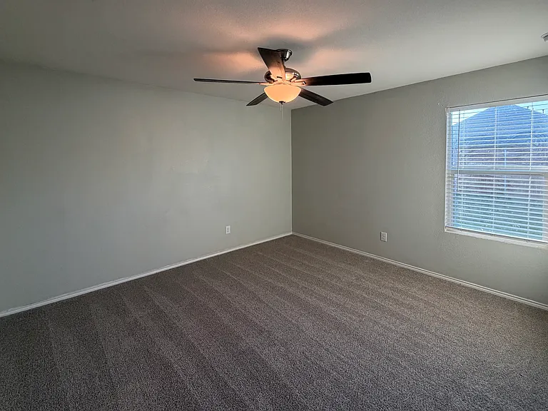 3955 Paragon Trl — Photo 11