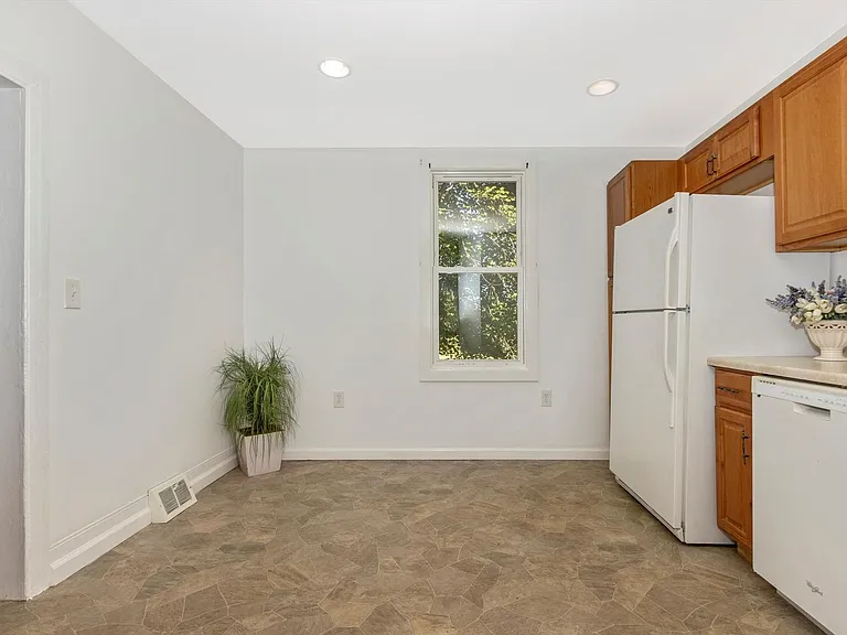 13634 Glissans Mill Rd — Photo 18