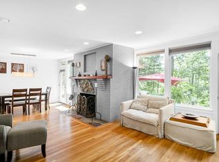 129 Grove St, Lexington, MA 02420