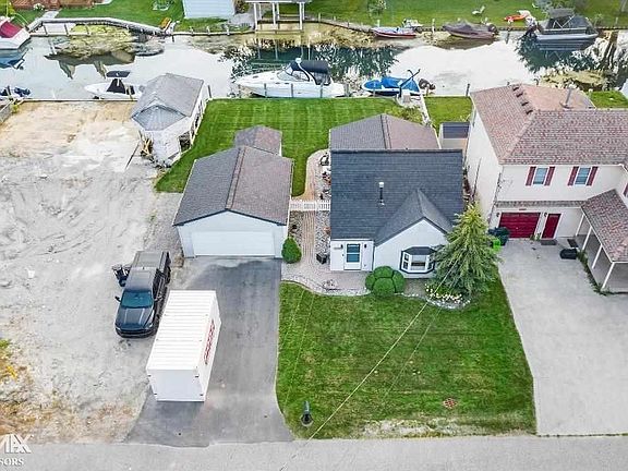 5th image of 7880 Vernier Ln