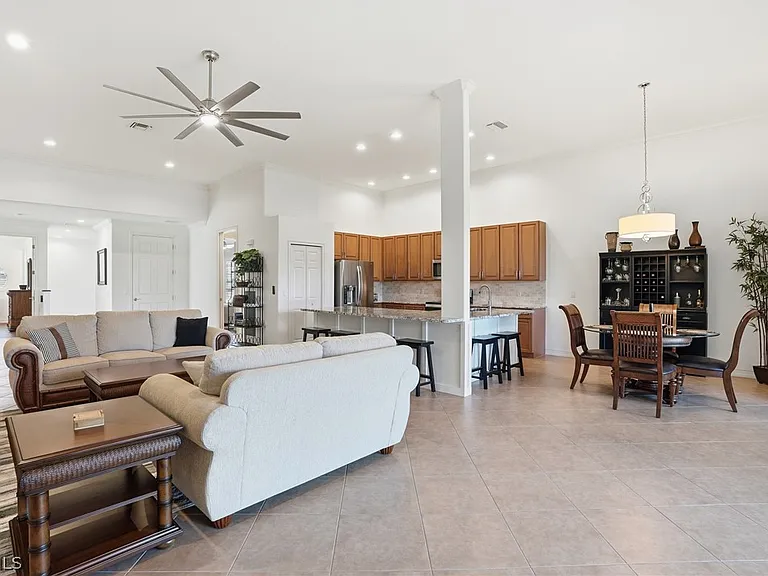 9340 Triana Ter #4 — Photo 16