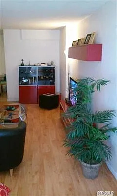 Sold by Madeleine Realty Ltd. | media 33