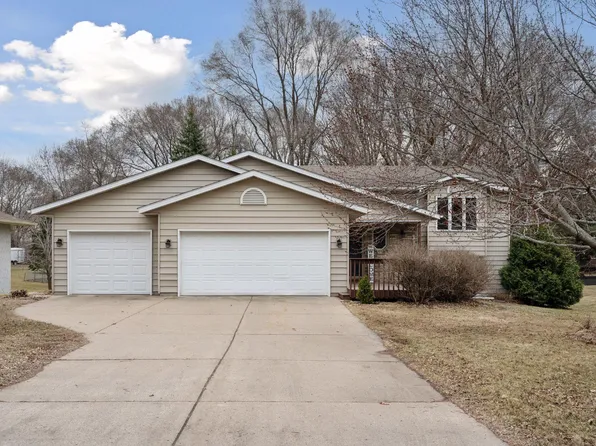 928 Xenia Ave NW, Elk River, MN 55330