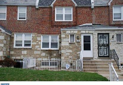 1st image of 121 W Walnut Park Dr