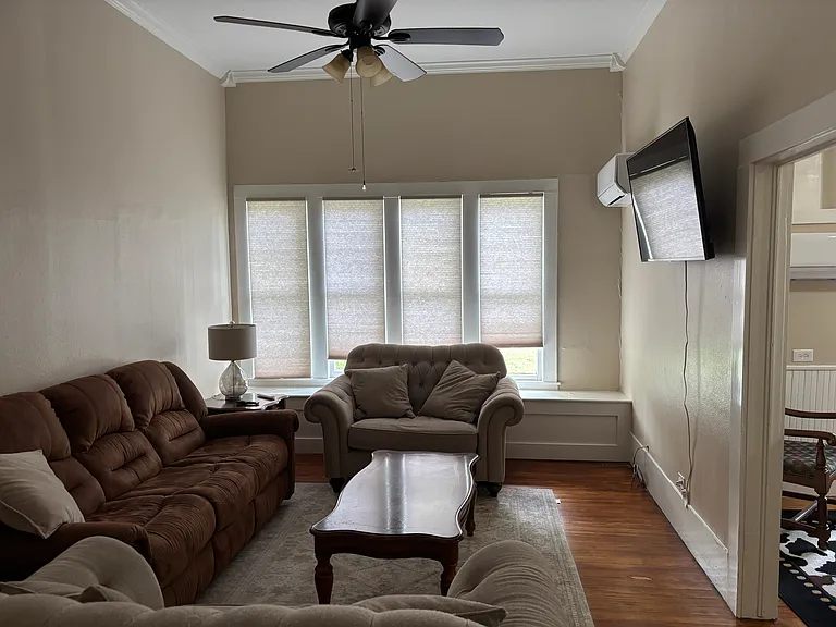 413 N Pecan St — Photo 19