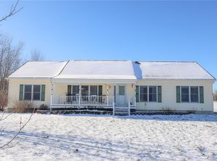 64 South Ave, Manchester, NY 14504