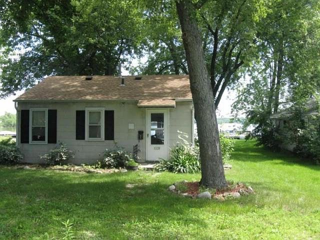 2nd image of 1134 W Wisconsin Ave